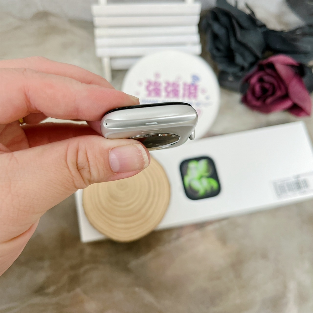 佳里-二手 Apple Watch S11 46mm LTE 星光色*01175(原廠保固)