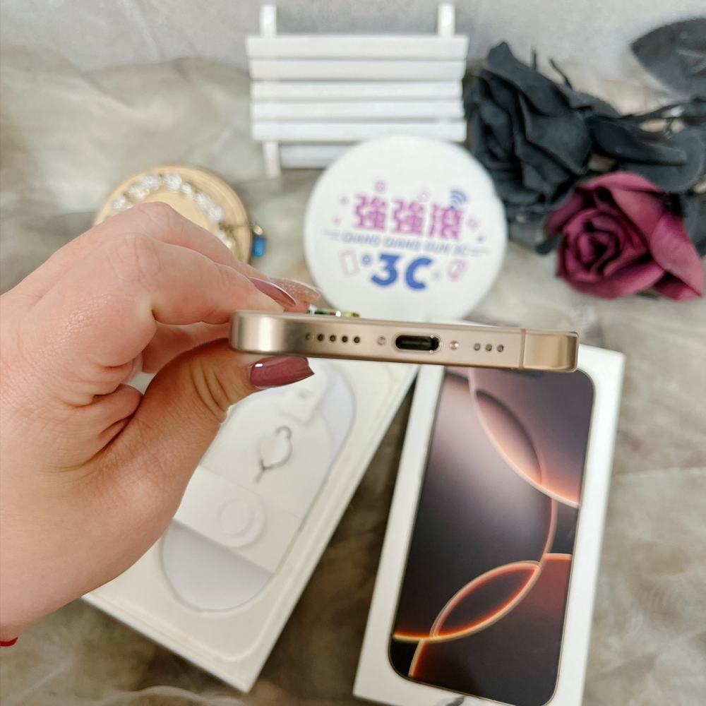 佳里 二手iPhone 16PRO 256G 金色*97775（店家保365天）