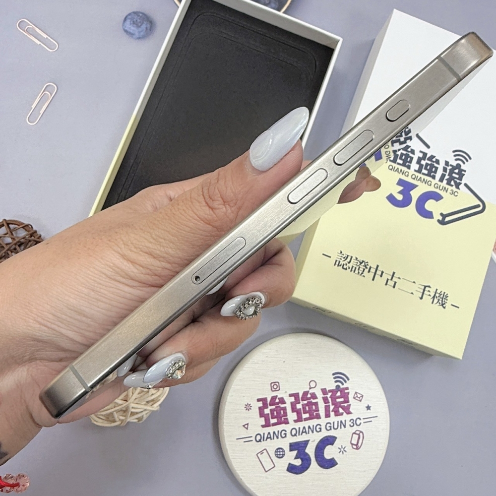 歸仁- 二手iPhone 15PRO 256G 原鈦色*96109（店家保365天）