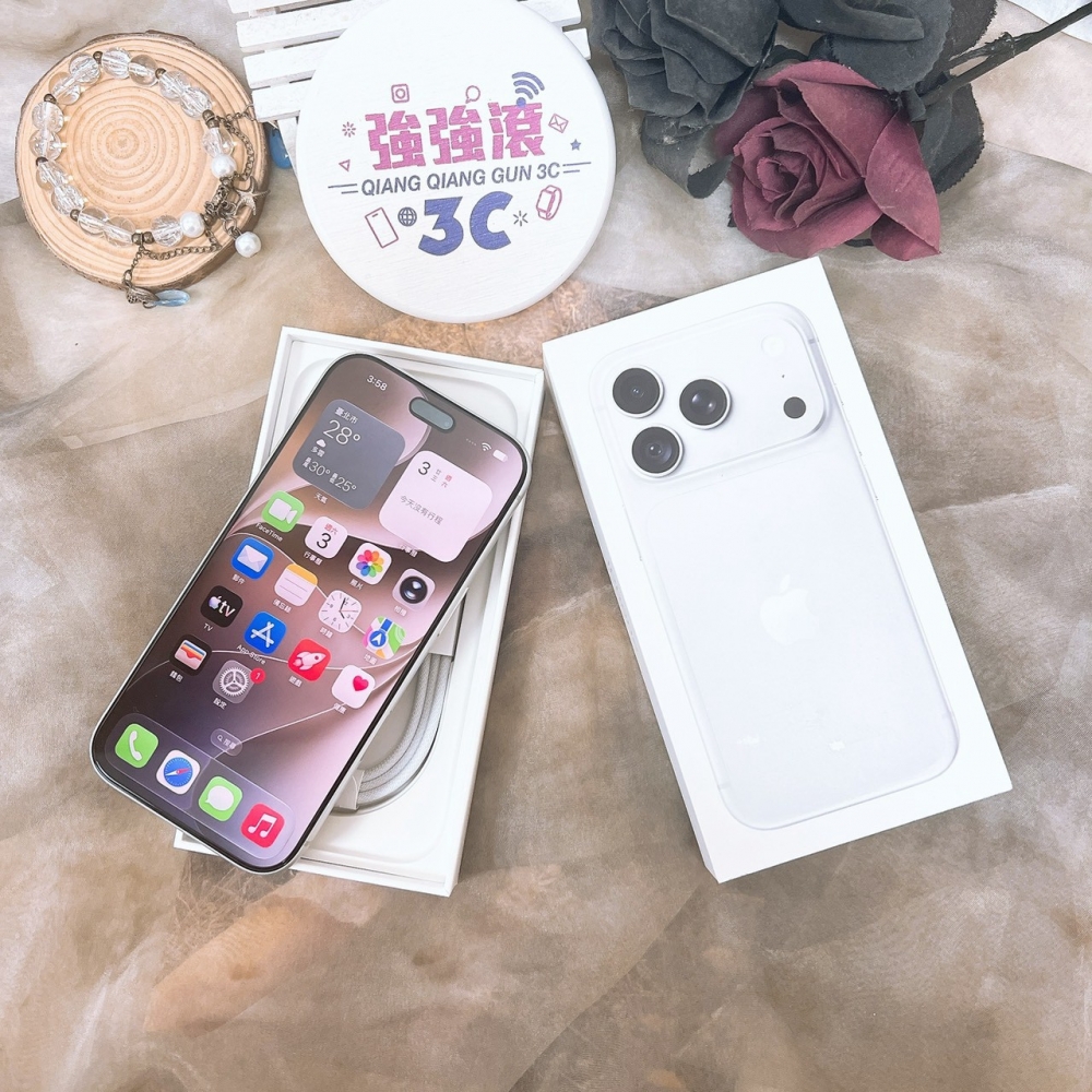佳里-二手 iPhone18 Pro 256G 銀色#02080（原廠保固）