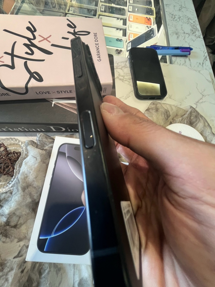二手iPhone 16PRO 256G 黑色*42715(店家保365天)