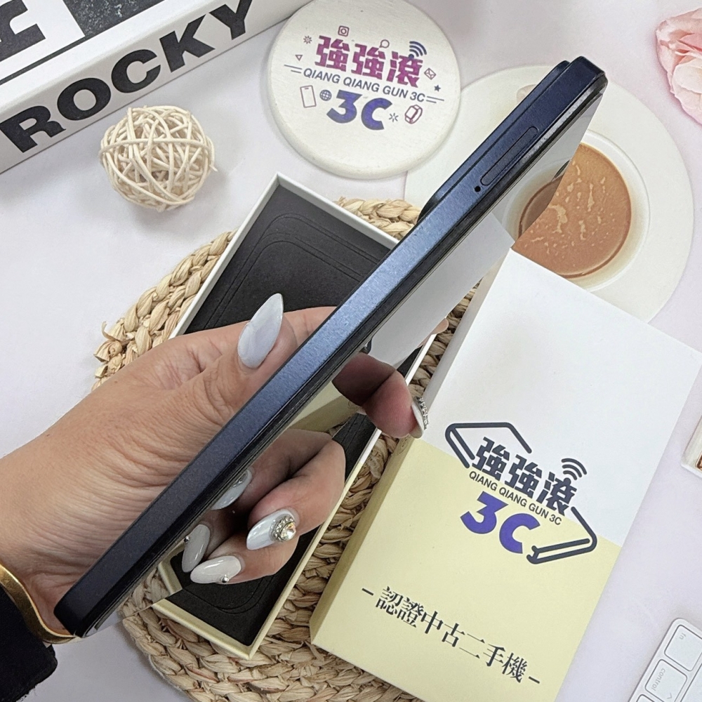 歸仁- 二手GPLUS A6 6+256G 藍色*56495（原廠保內）