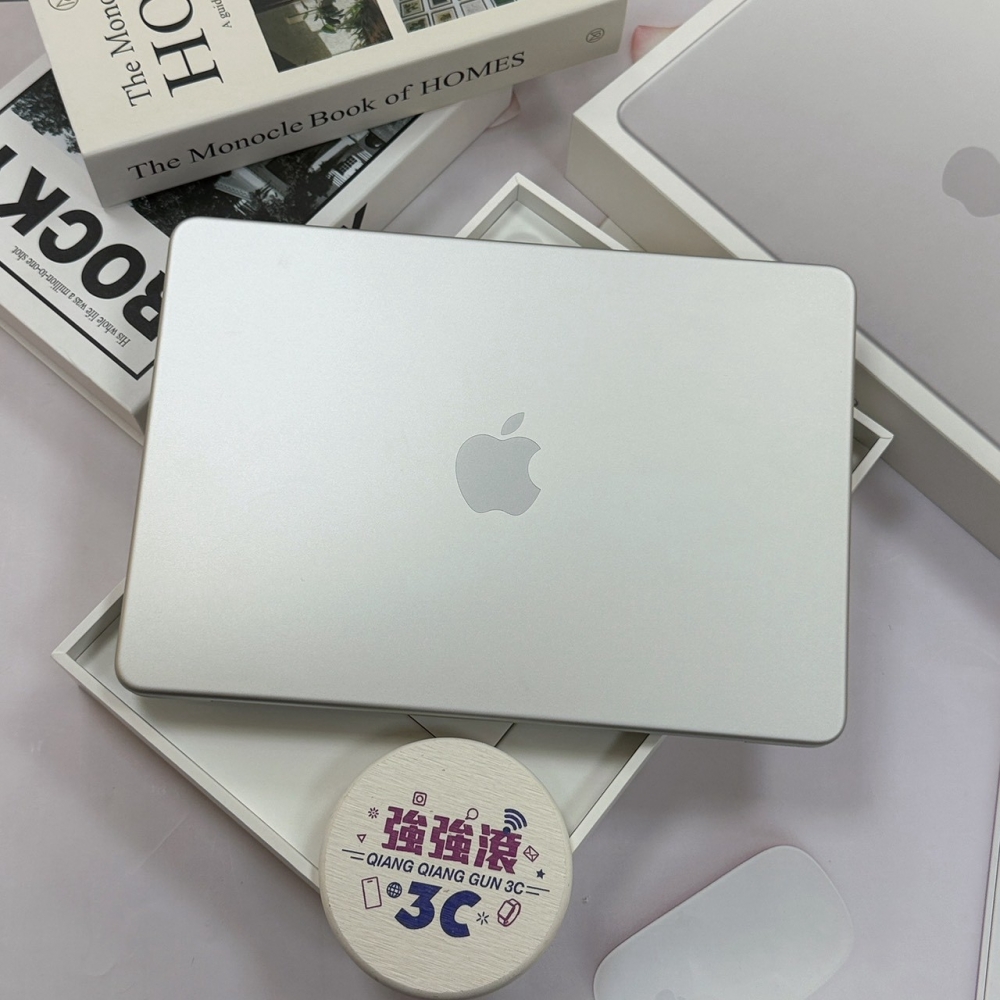 歸仁- 二手Macbook neo 13吋 256G 銀色*4WKMQ(原廠保內)