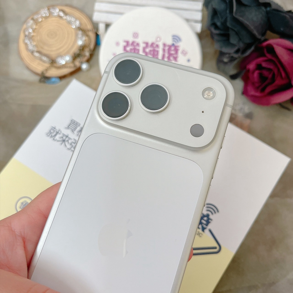 佳里-二手 iPhone17 Pro 256G 銀色#10527（原廠保固）