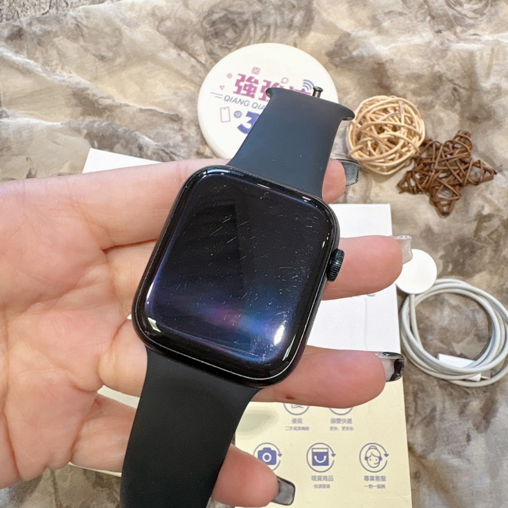 二手APPLE watch S8 45MM GPS 黑色*4HXDF(店家保30天)