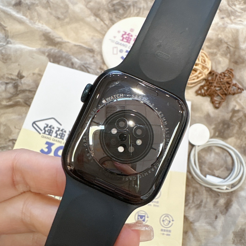 二手APPLE watch S8 45MM GPS 黑色*4HXDF(店家保30天)