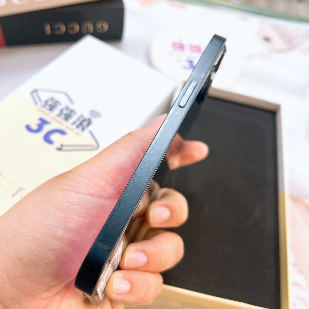 二手 iPhone13 128G 黑色*29680(店家保固)