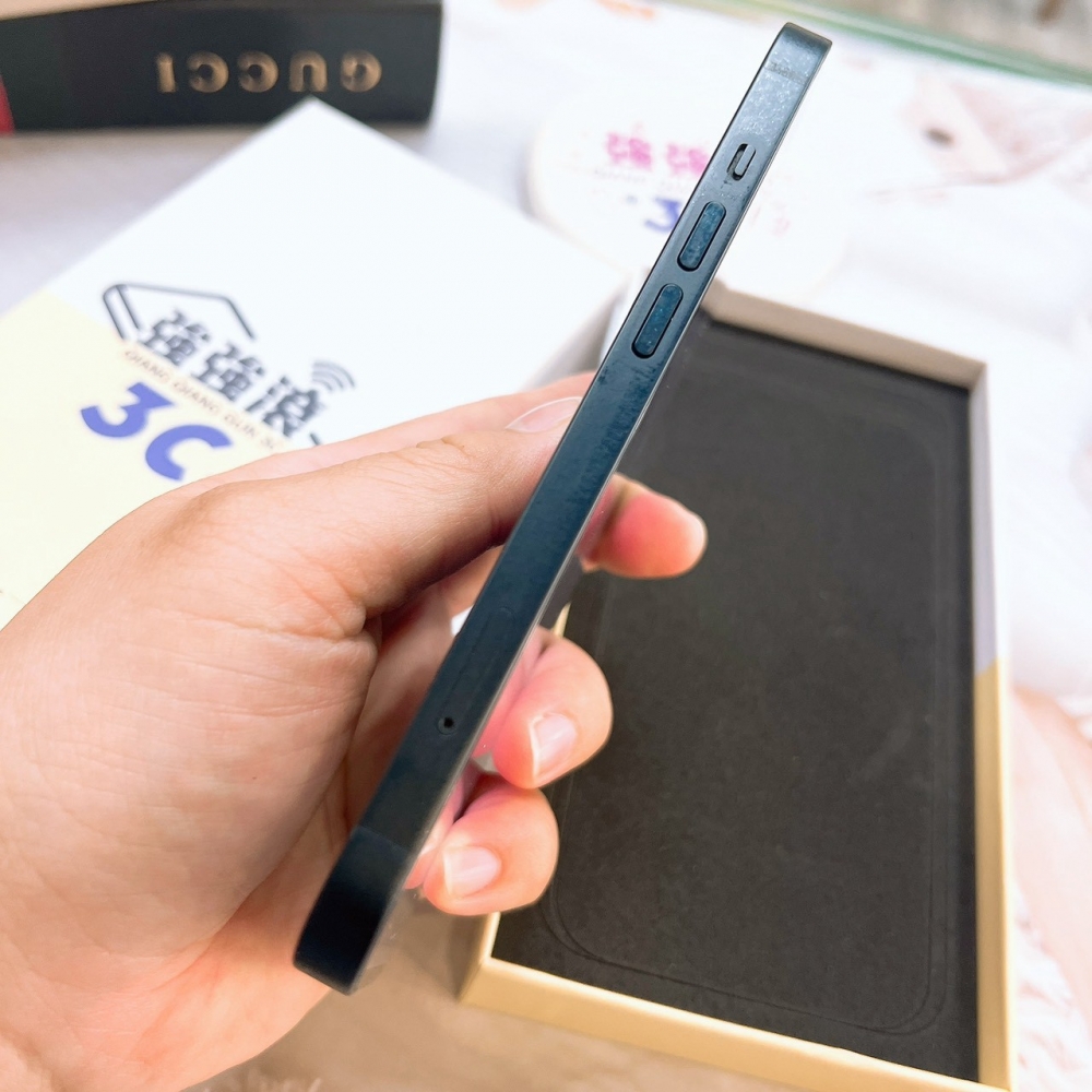 二手 iPhone13 128G 黑色*29680(店家保固)