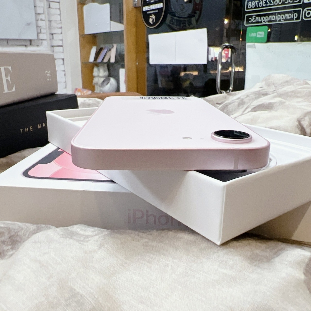 二手 iPhone17E 256G 粉色*92254（原廠保固）