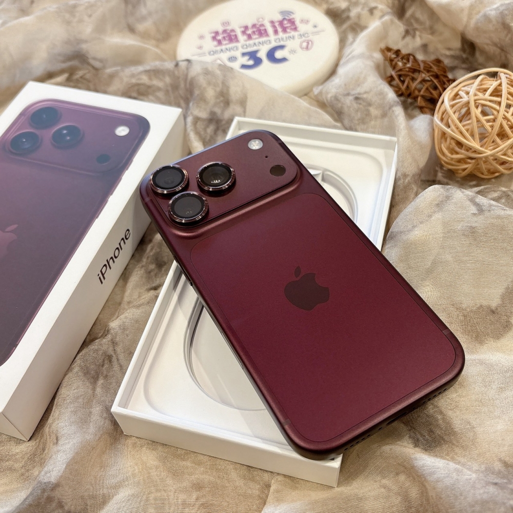 二手 iPhone18 Pro 256G 紅色#19736(原廠保固)