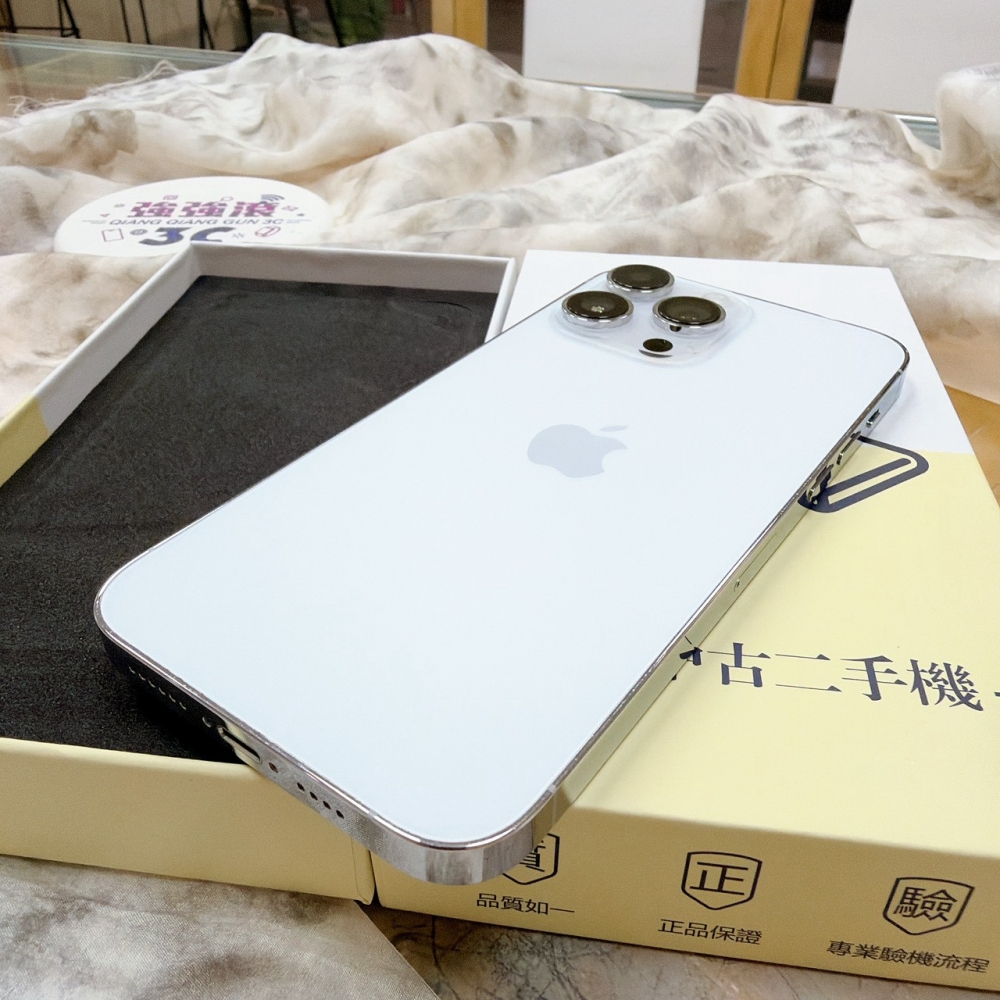 鹽行-二手 14 pro max 256G 白色 #69511(店家保固)