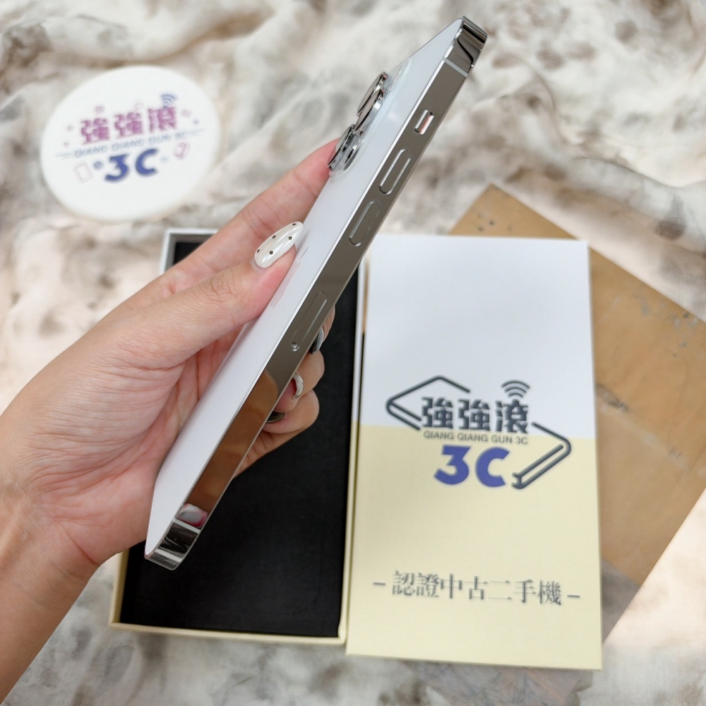 鹽行-二手 14 pro max 256G 白色 #69511(店家保固)