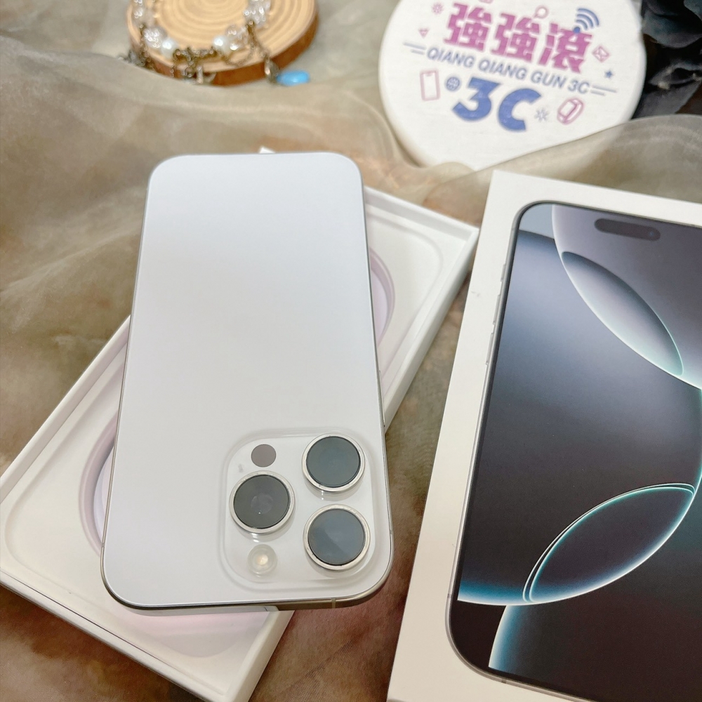 佳里-二手- iPhone16 Pro 256G 白色#44488 （店家保固）