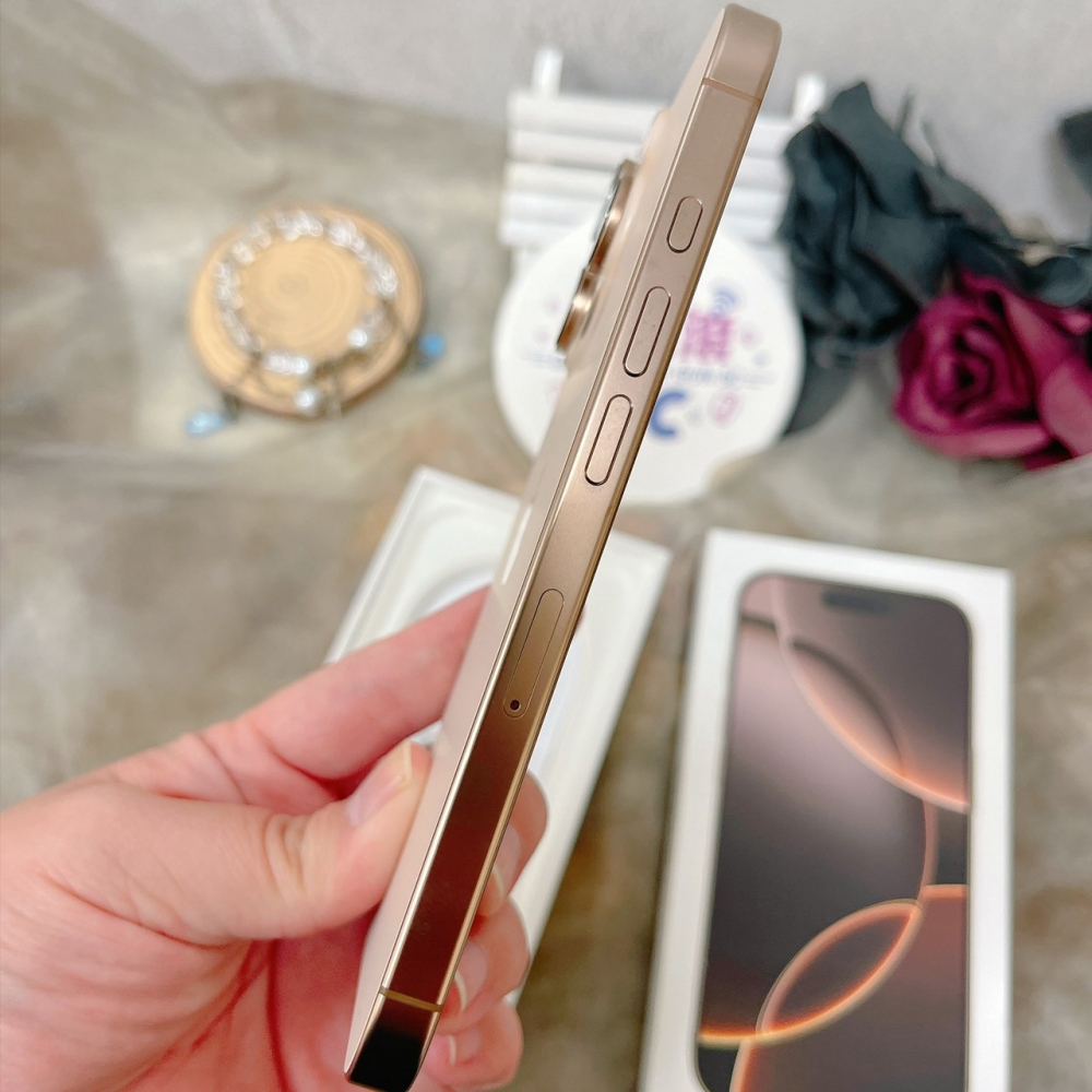 佳里-二手- iPhone16 Pro 256G 金色#00089 (店家保固)