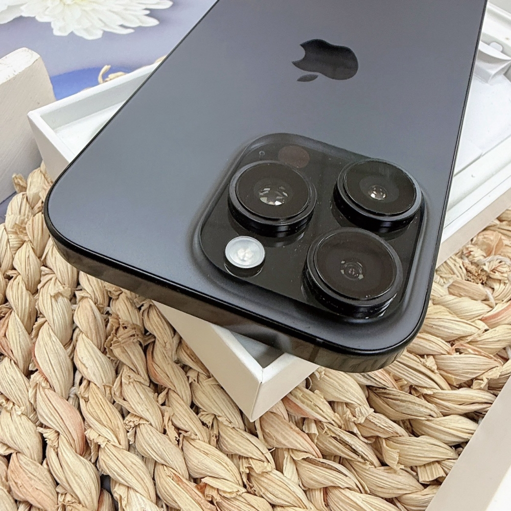 歸仁- 二手iphone16PRO 256G 黑色*09093（店家保固365天）
