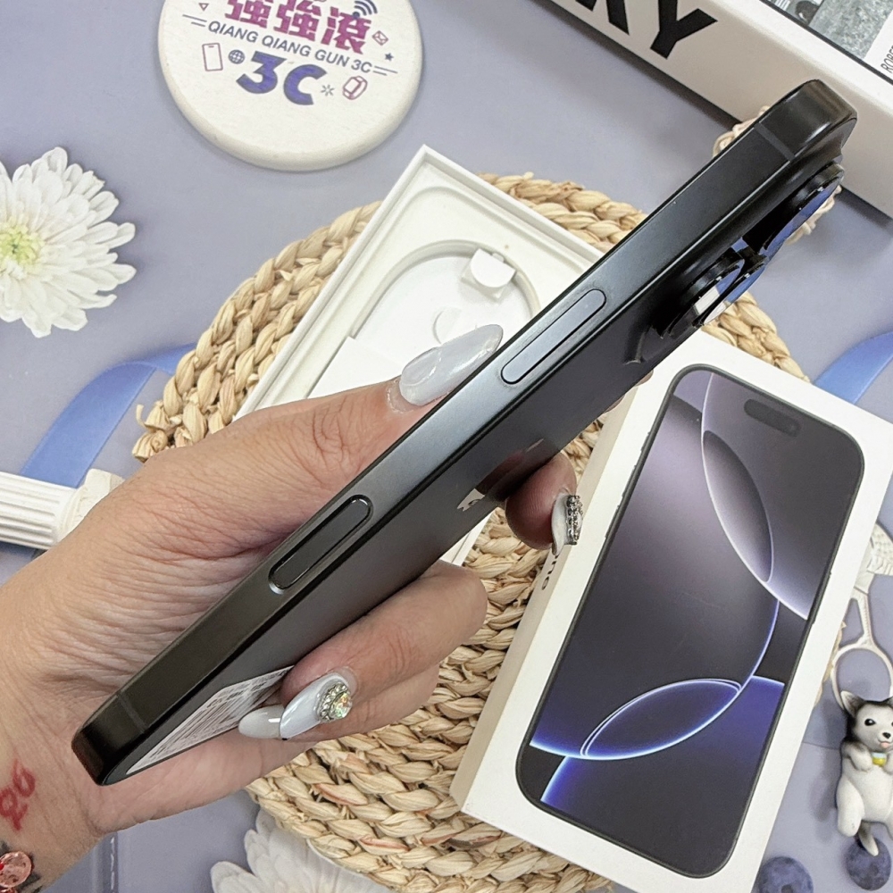 歸仁- 二手iphone16PRO 256G 黑色*09093（店家保固365天）