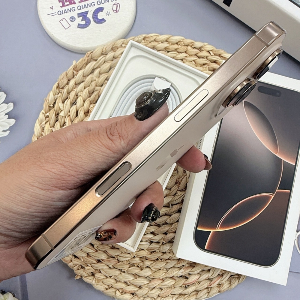 歸仁- 二手iphone16PRO 256G 金色*99616（店家保固365天）