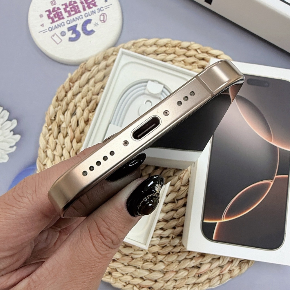 歸仁- 二手iphone16PRO 256G 金色*99616（店家保固365天）