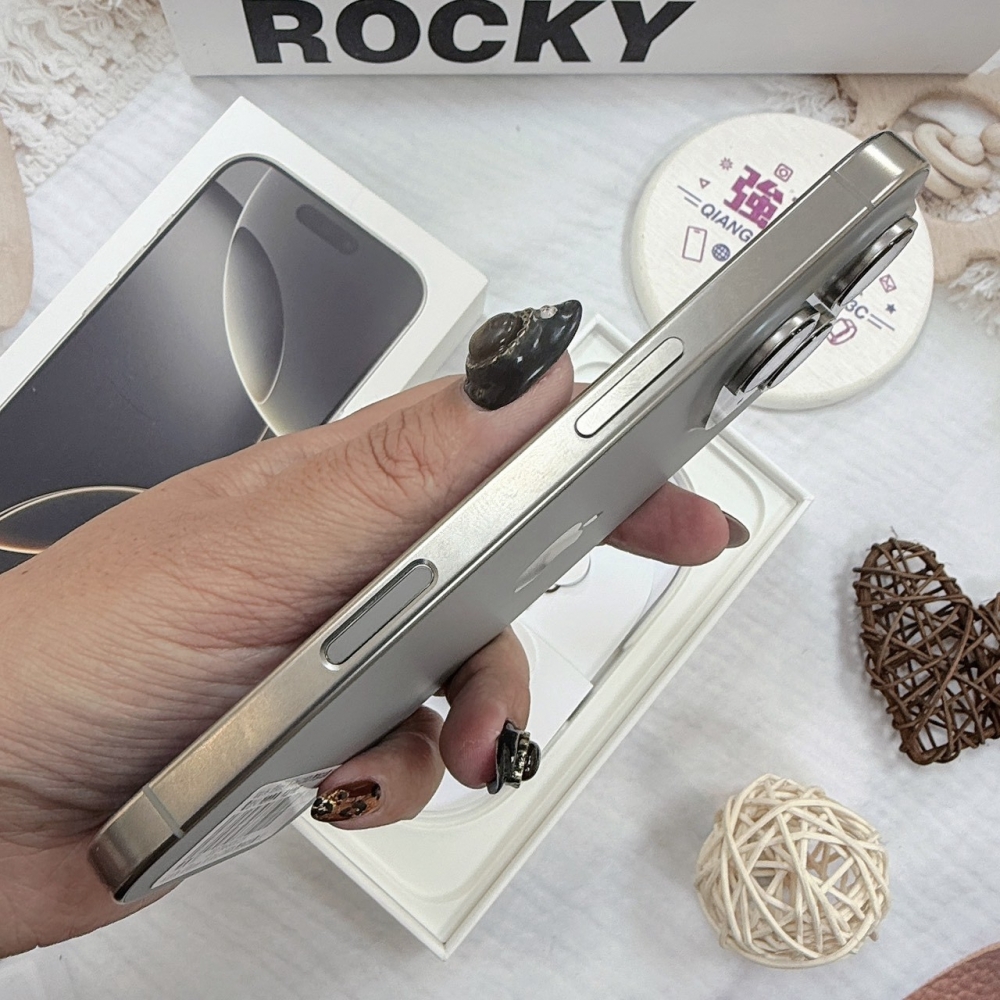 歸仁- 二手iphone16PRO 256G 原色*61039(店家保固365天)