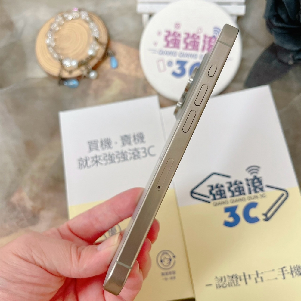 佳里-二手- iPhone15 Pro 256G 原色#25881 （店家保固）