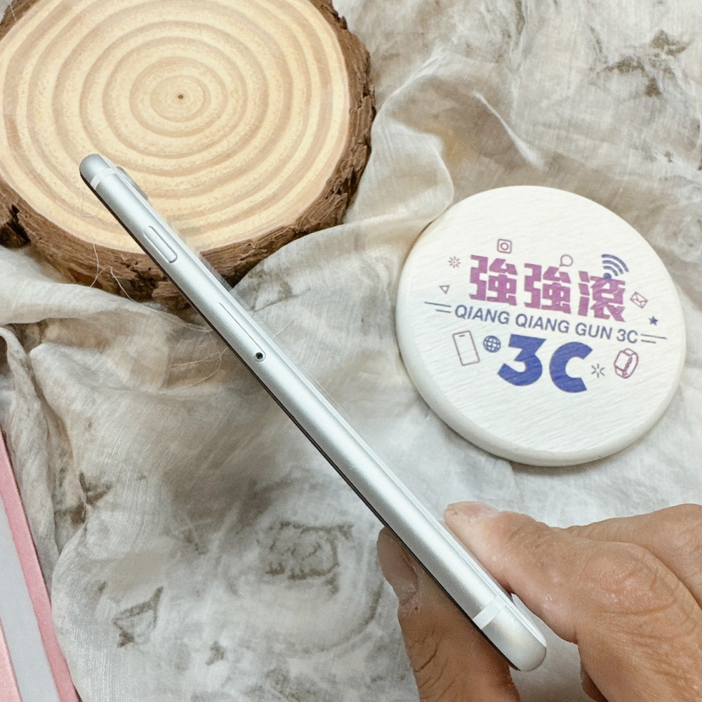 二手 美版 iPhone SE2 64G 白色*71557(店家保固)