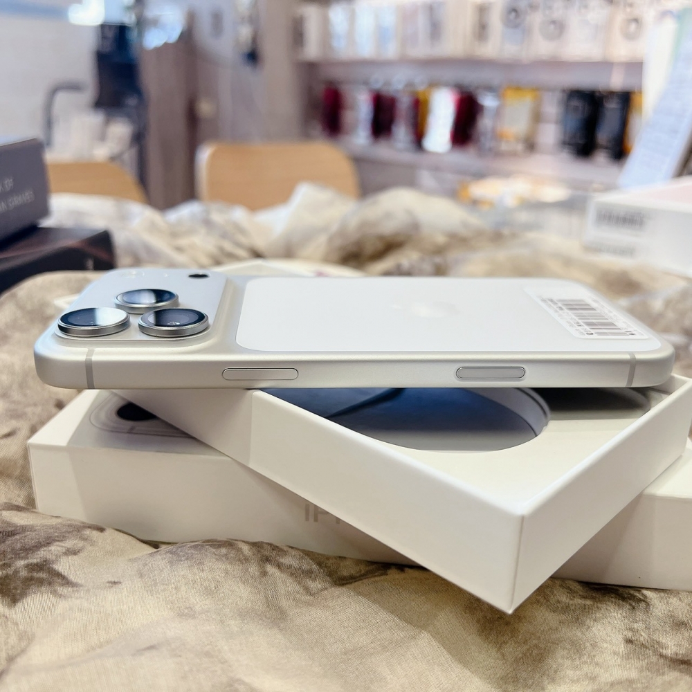 二手 iPhone17ProMax 256G 銀色*29104(店家保固)