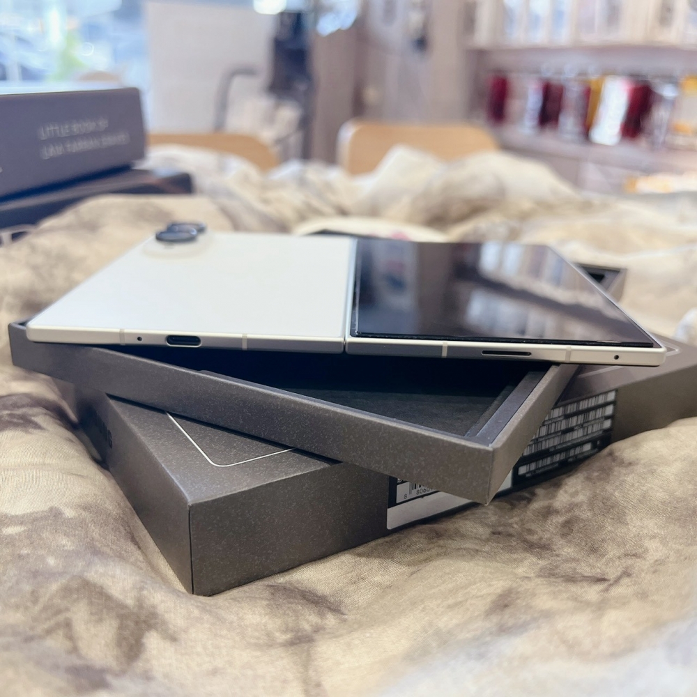 二手 三星Z Fold8 12+256G 白色*61268(原廠保固)