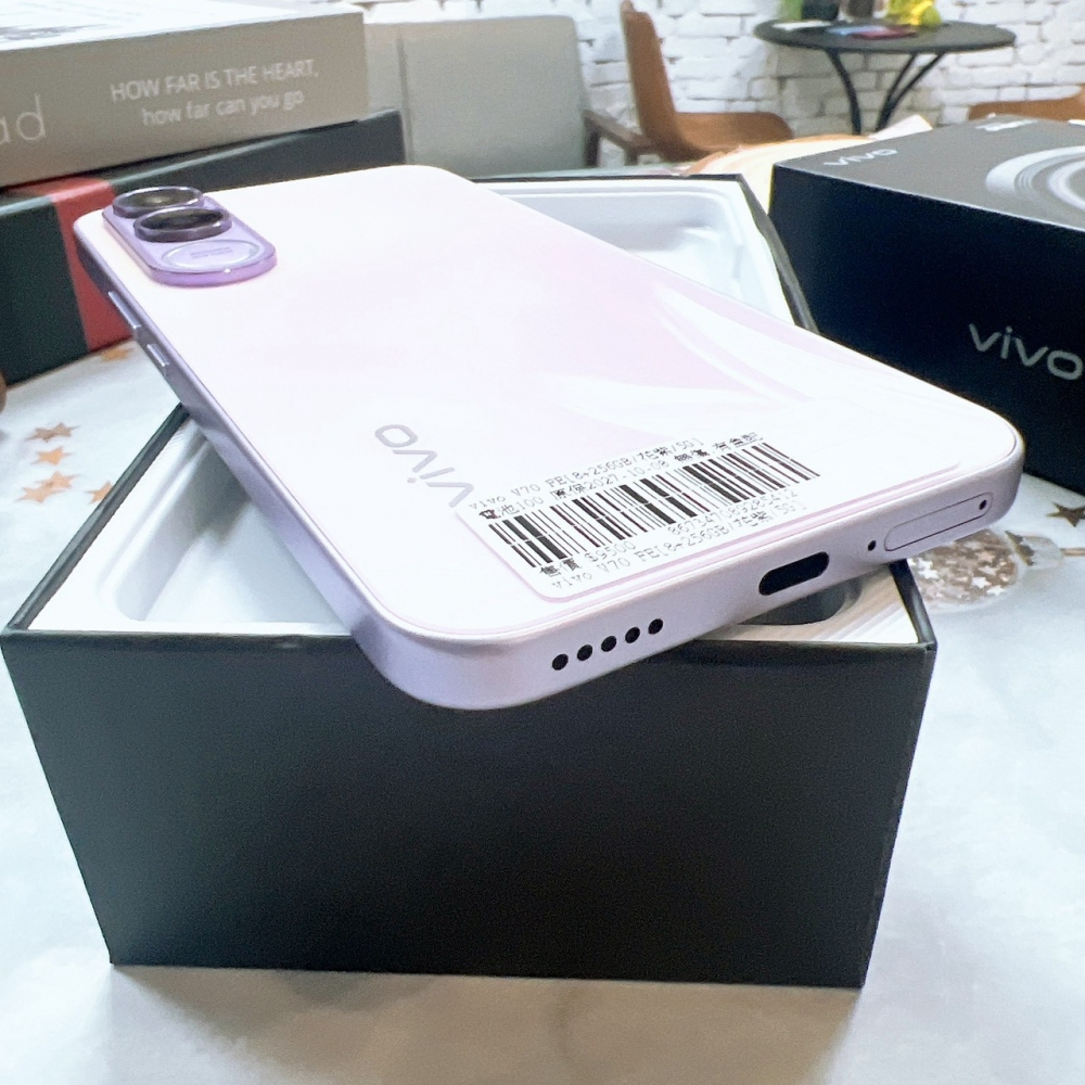 二手 Vivo V70FE 8+256G 紫色*85412(原廠保固)