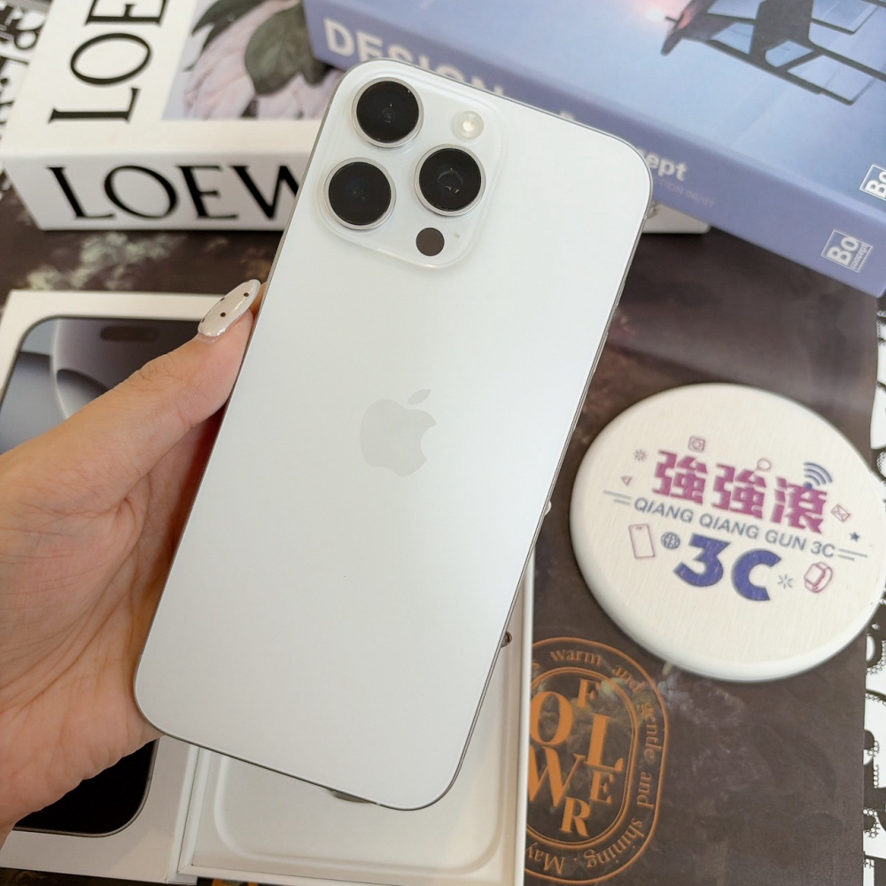 鹽行-二手 16 pro max 256G 白色 #56284（店家保固）
