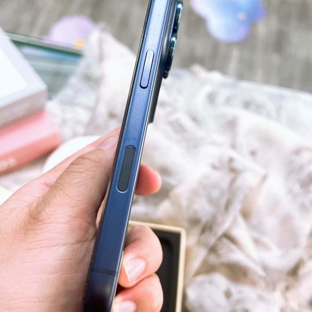 二手iPhone 17 pro 256G 藍色*65876(店家保內365天)