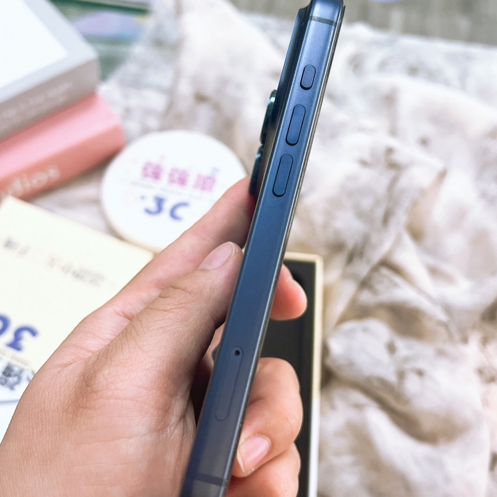 二手iPhone 17 pro 256G 藍色*65876(店家保內365天)