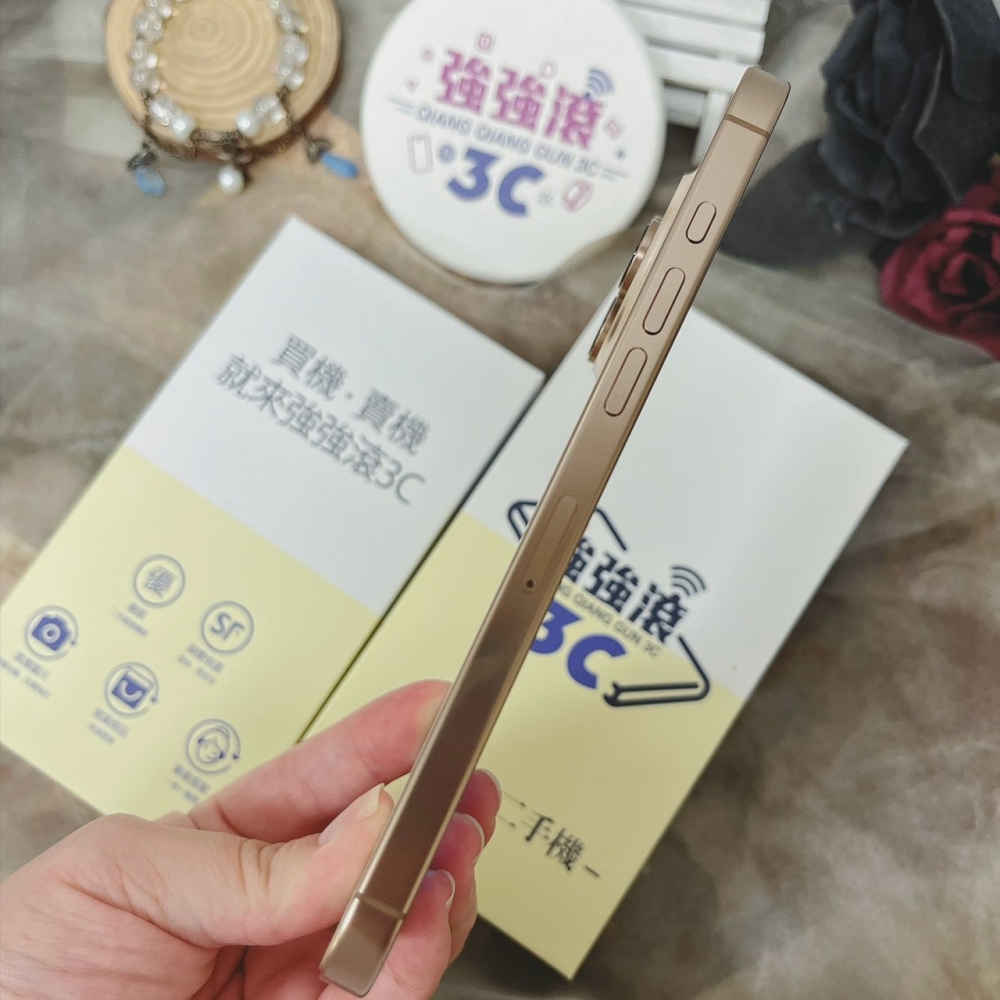 佳里-二手- iPhone16 Pro Max 256G 金色#79993 (店家保固)
