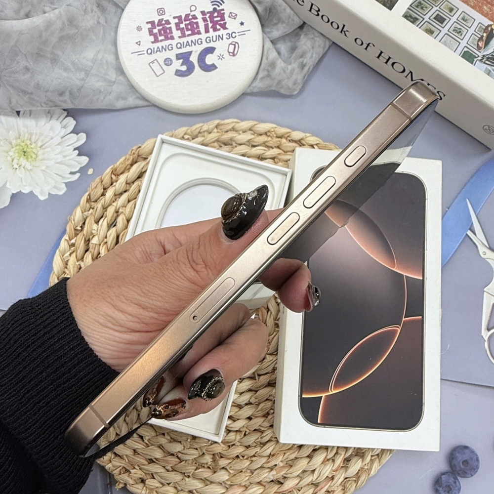 歸仁- 二手iphone 16 pro 128G 金色*03271(店家保365天)