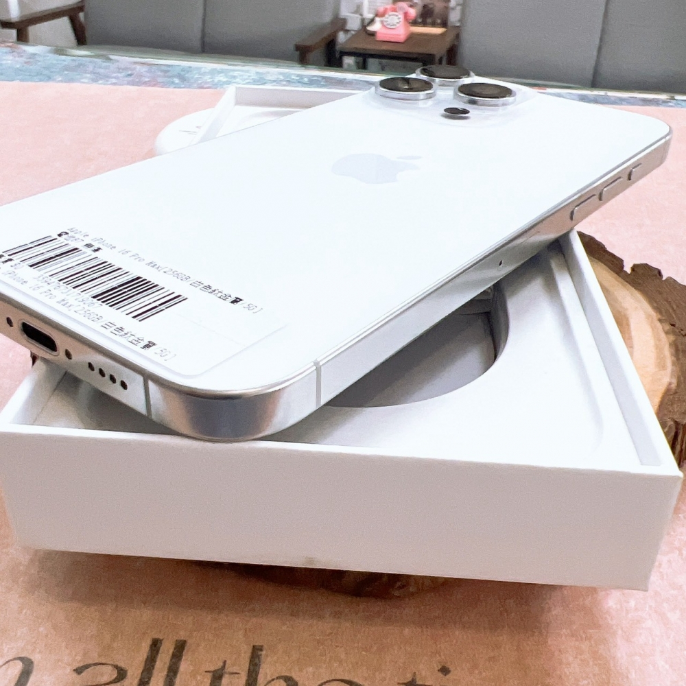 二手-iPhone16 Pro MAX 256G 白色#19067（店家保固365天）