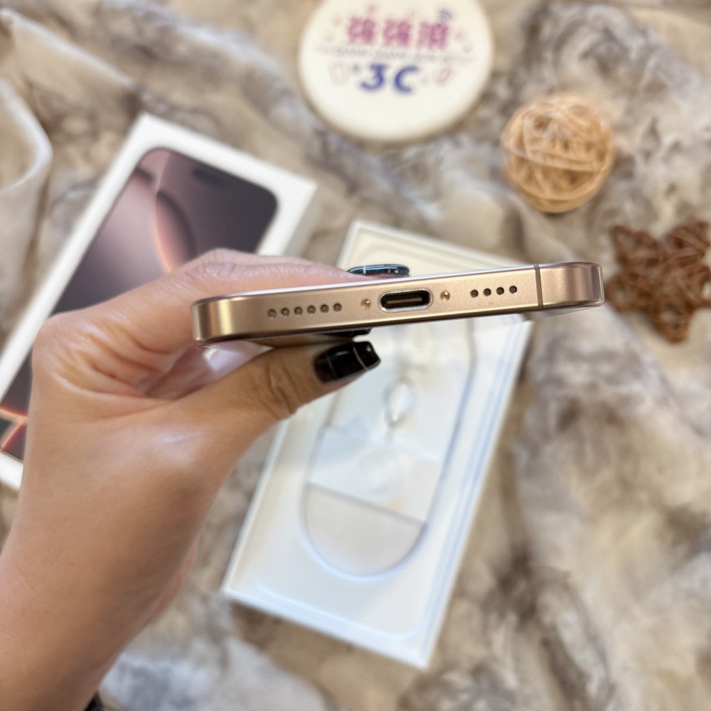 二手-iPhone16 Pro MAX 256G 金色#90484（店家保固365天）