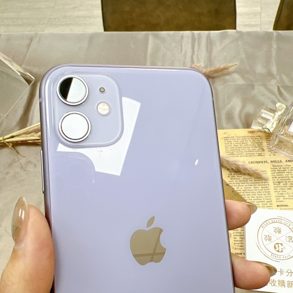 (鹽行) 二手 iPhone 11  256G 紫 (已過保) #79414